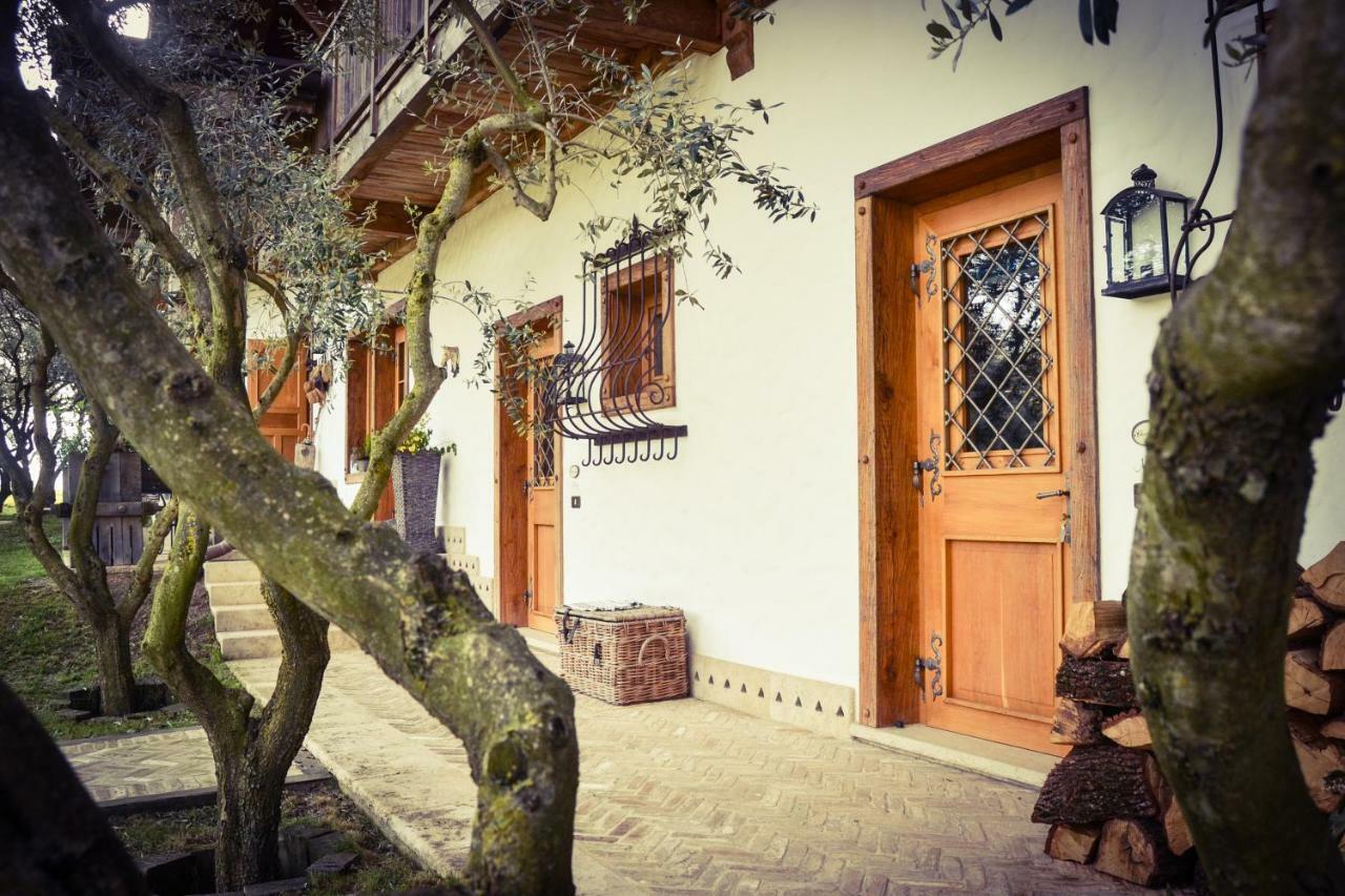 Pietra Cavalla - Ranch & Farm stay Polpenazze del Garda